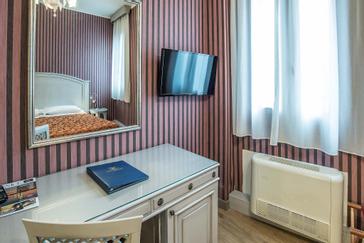 Hotel La Fenice et des Artistes | Venice | Galleria 16