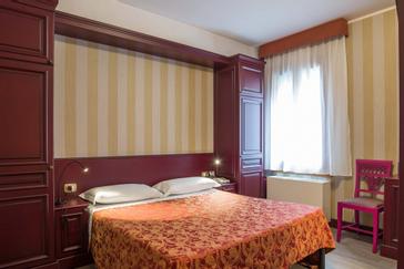 Hotel La Fenice et des Artistes | Venice | Galleria 35