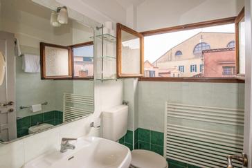 Hotel La Fenice et des Artistes | Venice | Galleria 92