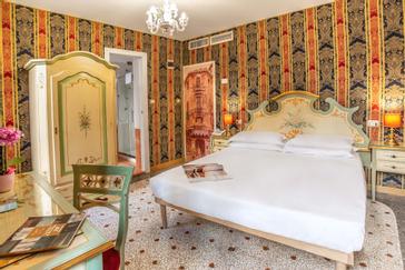 Hotel La Fenice et des Artistes | Venice | Galerie 32
