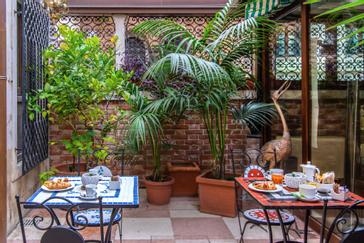 Hotel La Fenice et des Artistes | Venice | Galleria 16