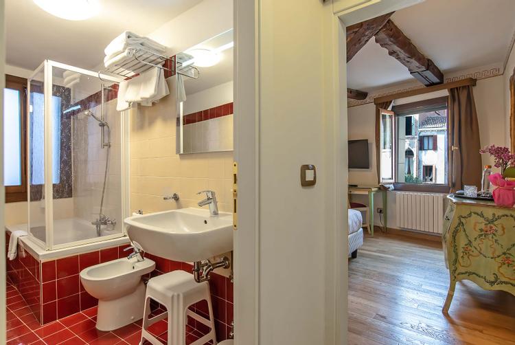 Hotel La Fenice et des Artistes | Venice | 29