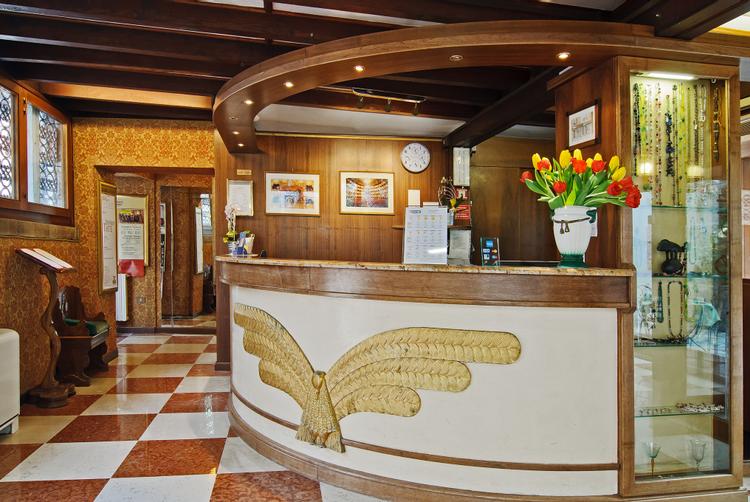 Hotel La Fenice et des Artistes | Venice | 11