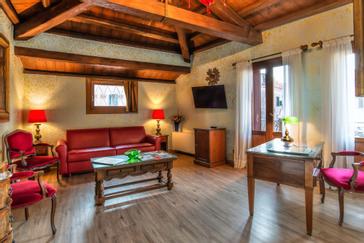 Hotel La Fenice et des Artistes | Venice | Galerie 64