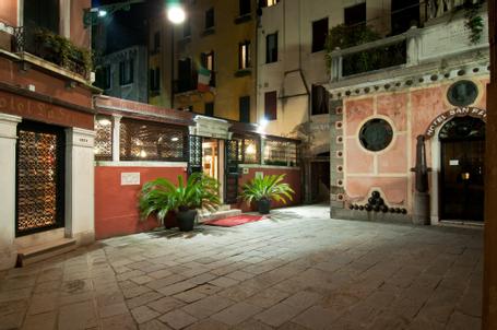 Hotel La Fenice et des Artistes | Venice | El arte de la hospitalidad