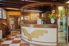 Hotel La Fenice et des Artistes | Venice | Galleria 1